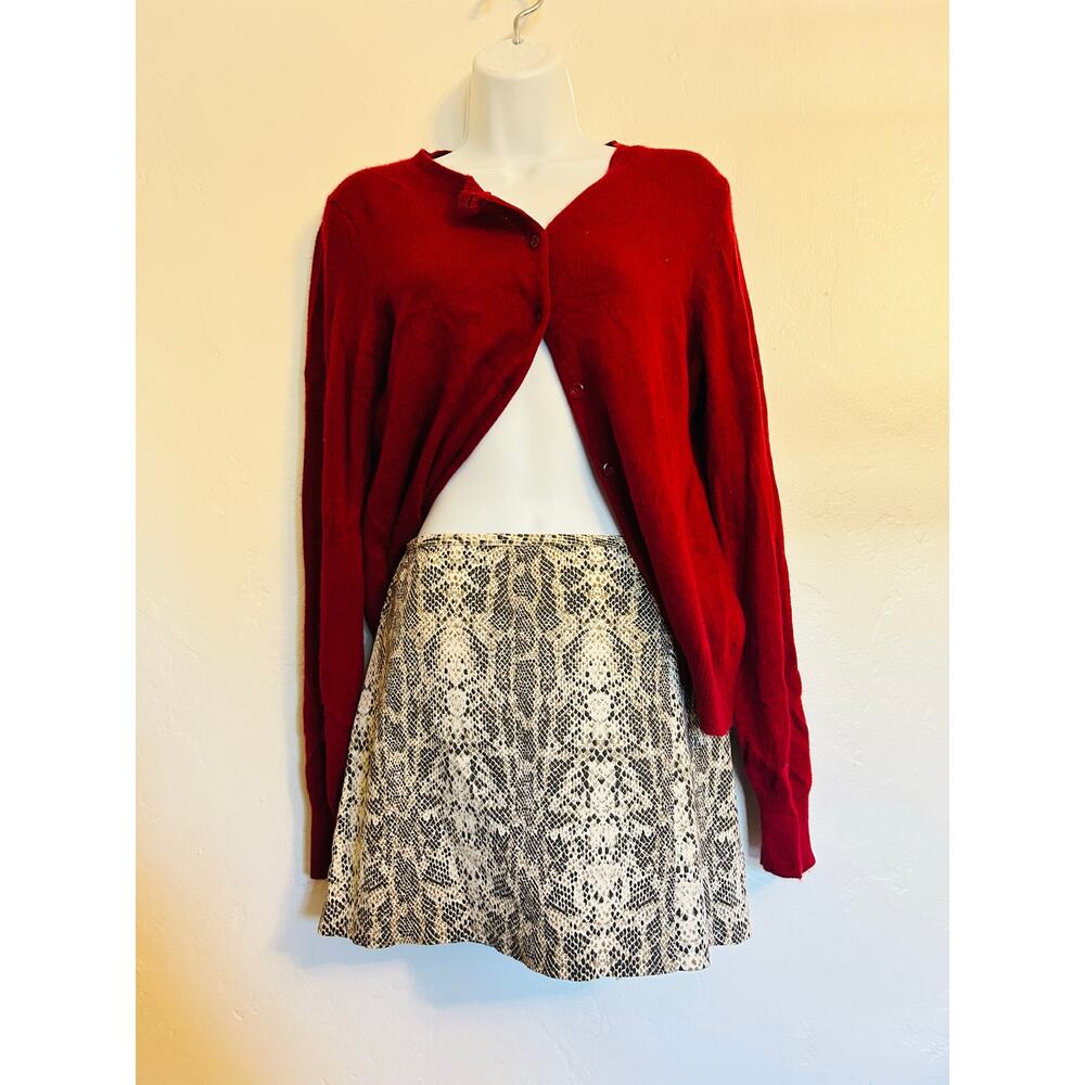 Clio 90s animal print mini skirt